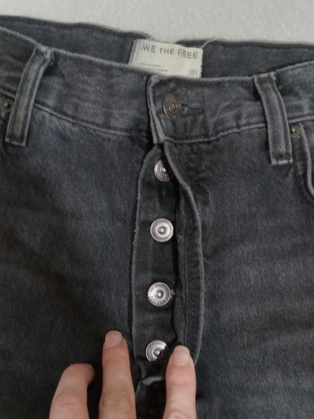 We The Free Women’s Sz 31 High Rise Wide-Leg Jeans Black Dark Wash Denim Button - Picture 9 of 14